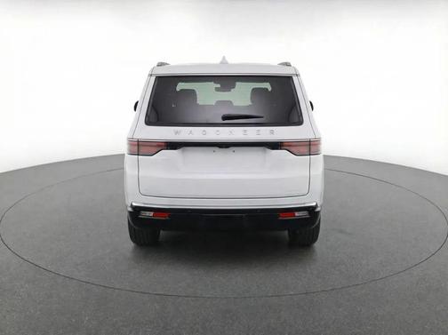 Bright White Clearcoat 2024 Jeep Wagoneer Series II 4x4