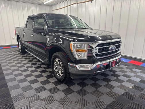 Agate Black Metallic 2022 Ford F-150 XLT