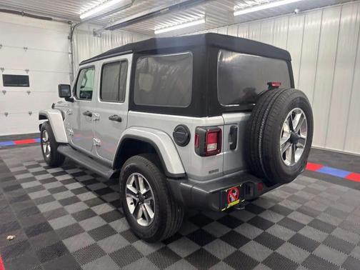 2023 Jeep Wrangler 4-Door Sahara 4x4