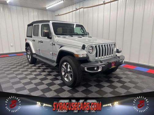 2023 Jeep Wrangler 4-Door Sahara 4x4
