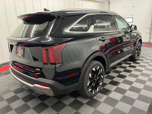 Ebony Black 2025 Kia Sorento EX