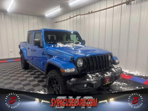 2022 Jeep Gladiator Sport