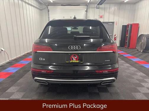 2023 Audi Q5 45 S line Premium Plus