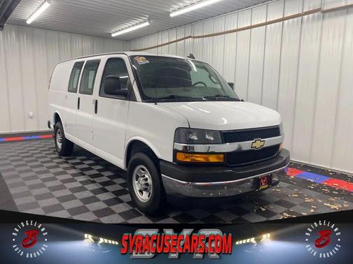 2022 Chevrolet Express 2500 RWD 2500 Regular Wheelbase WT