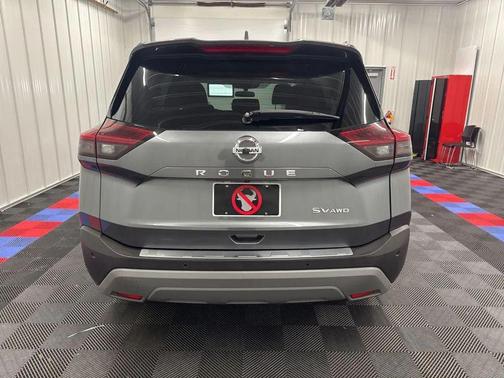 Gun Metallic 2021 Nissan Rogue SV