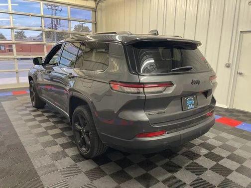 2022 Jeep Grand Cherokee L Altitude
