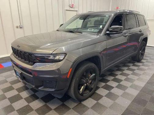 2022 Jeep Grand Cherokee L Altitude