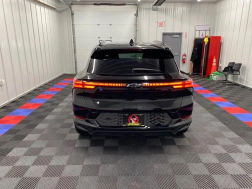 2024 Chevrolet Equinox EV RS