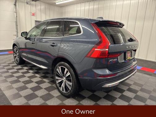 2022 Volvo XC60 B6 Inscription