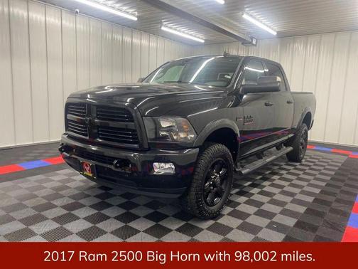 2017 RAM 2500 Big Horn Crew Cab 4x4 6'4' Box