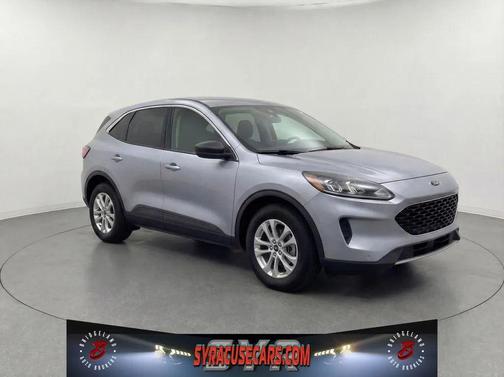 Blue Silver Metallic 2022 Ford Escape SE