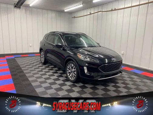 2021 Ford Escape Titanium