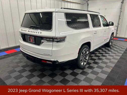 2023 Jeep Grand Wagoneer L Series III 4x4