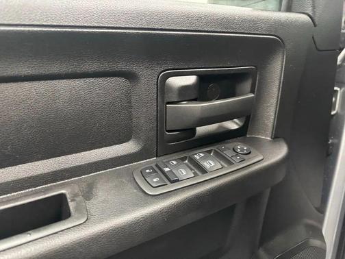 2022 RAM 2500 Tradesman Crew Cab 4x4 8' Box