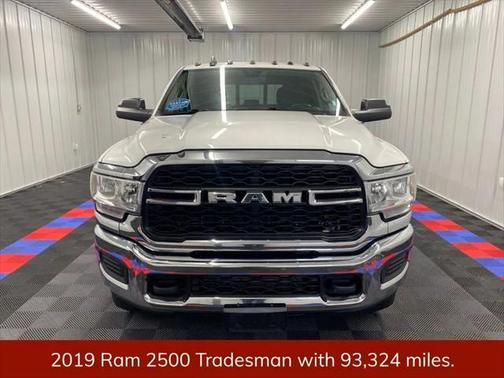 2019 RAM 2500 Tradesman Crew Cab 4x4 6'4' Box