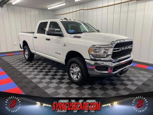 2019 RAM 2500 Tradesman Crew Cab 4x4 6'4' Box