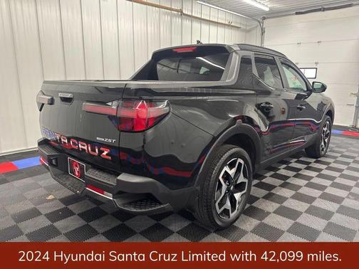 Phantom Black 2024 Hyundai SANTA CRUZ Limited