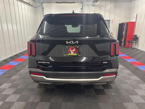 Ebony Black 2025 Kia Sorento EX