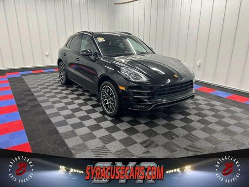 2017 Porsche Macan Turbo
