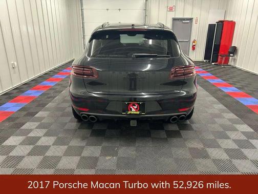 2017 Porsche Macan Turbo