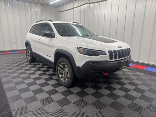 2020 Jeep Cherokee Trailhawk