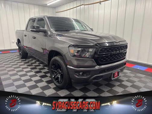 Granite Crystal Metallic Clearcoat 2024 RAM 1500 Big Horn/Lone Star