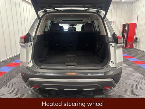 Brilliant Silver Metallic 2023 Nissan Rogue SL