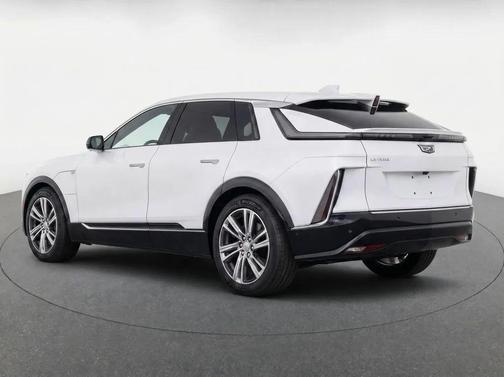 Crystal White Tricoat 2024 Cadillac LYRIQ Tech