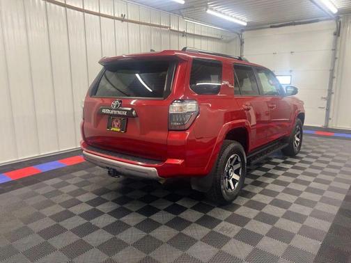 2024 Toyota 4Runner TRD Off Road