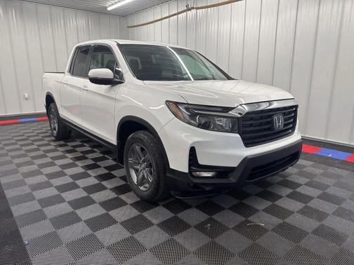 Platinum White Pearl 2023 Honda Ridgeline RTL