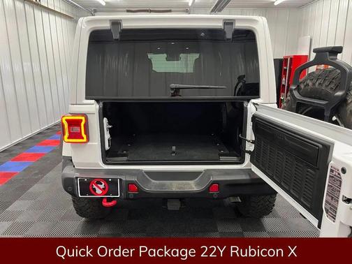 Bright White Clearcoat 2024 Jeep Wrangler Rubicon