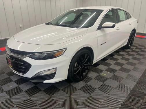 Summit White 2024 Chevrolet Malibu 1LT