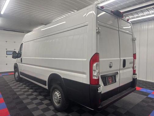 Bright White Clearcoat 2025 RAM ProMaster 3500 High Roof