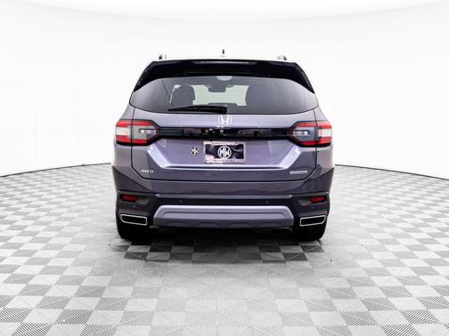 2025 Honda Pilot Touring 8-Passenger
