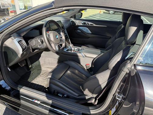 2022 BMW M8 Competition