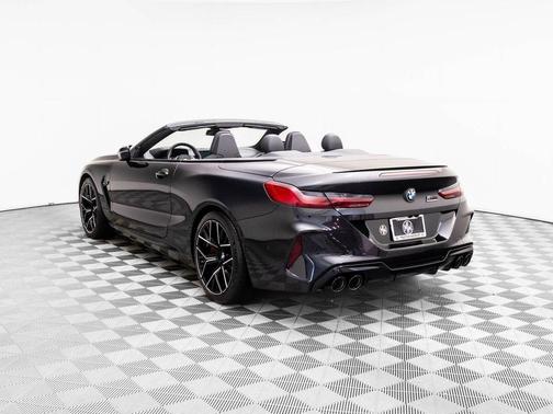 2022 BMW M8 Competition