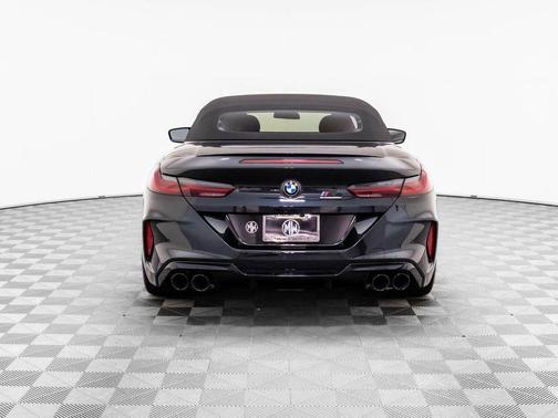 2022 BMW M8 Competition