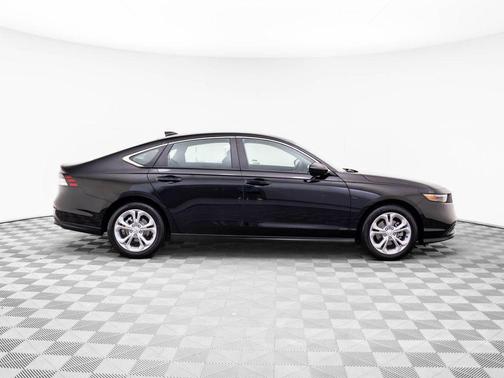 2025 Honda Accord LX 1.5T