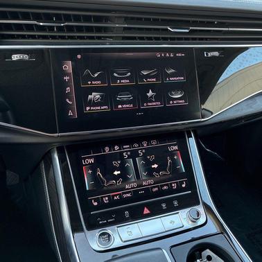 2022 Audi Q8 55 Prestige