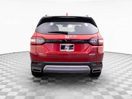 2025 Honda Pilot Touring 8-Passenger