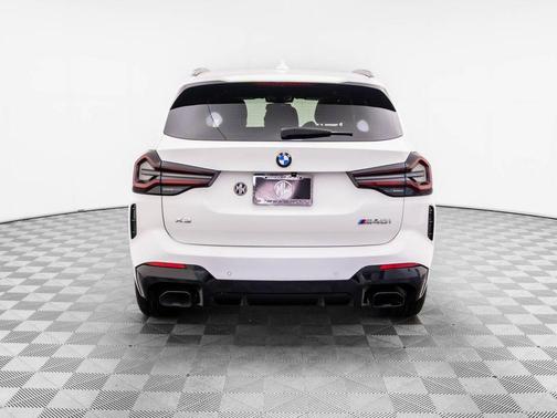 2023 BMW X3 M40i