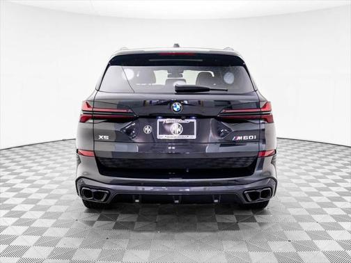 2024 BMW X5 M60i