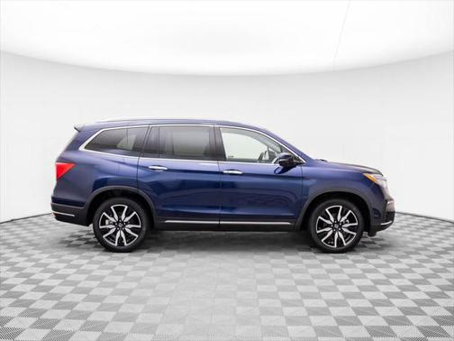 2022 Honda Pilot AWD Elite