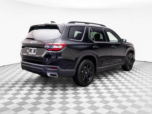2026 Honda Pilot Black Edition