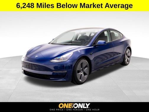 2022 Tesla Model 3 Standard Range