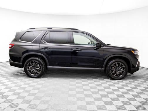 2024 Honda Pilot Touring 8-Passenger