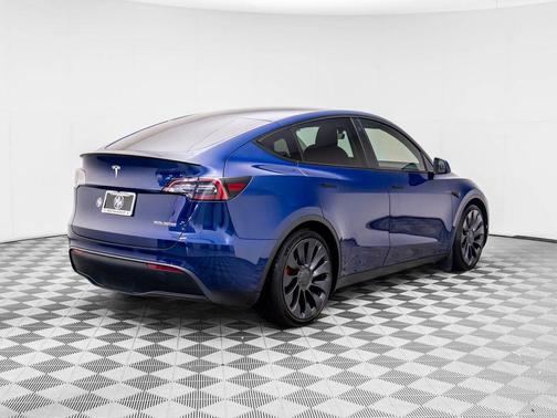2022 Tesla Model Y Performance Dual Motor All-Wheel Drive