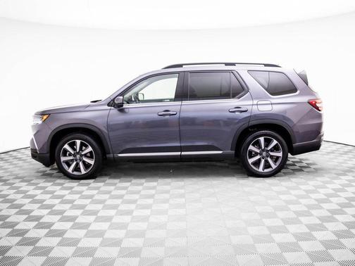 Modern Steel Metallic 2025 Honda Pilot Elite
