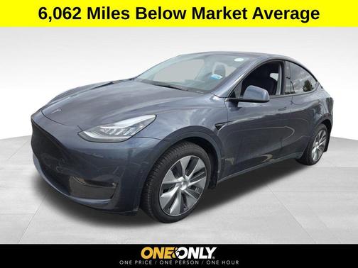 2022 Tesla Model Y Long Range Dual Motor All-Wheel Drive