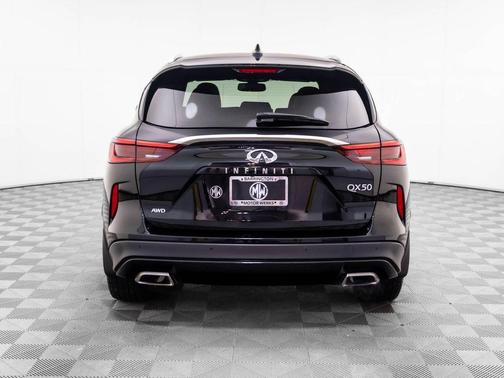 2021 INFINITI QX50 LUXE AWD